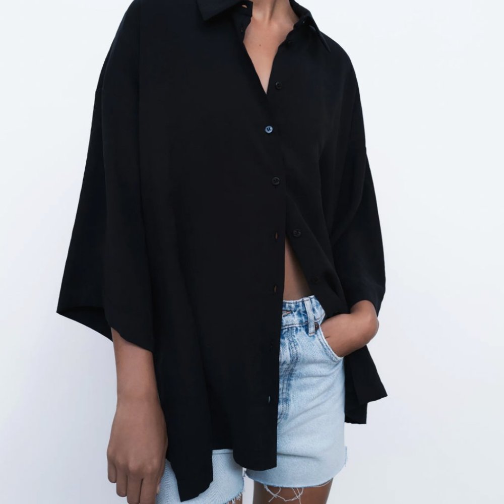 Flowy Oversized Shirt - Black